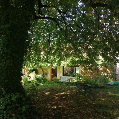 Villa En plein air à Coursac Extérieur photo