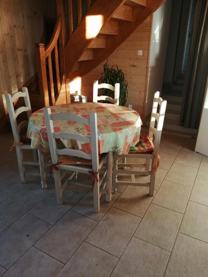 Villa En plein air à Coursac Extérieur photo